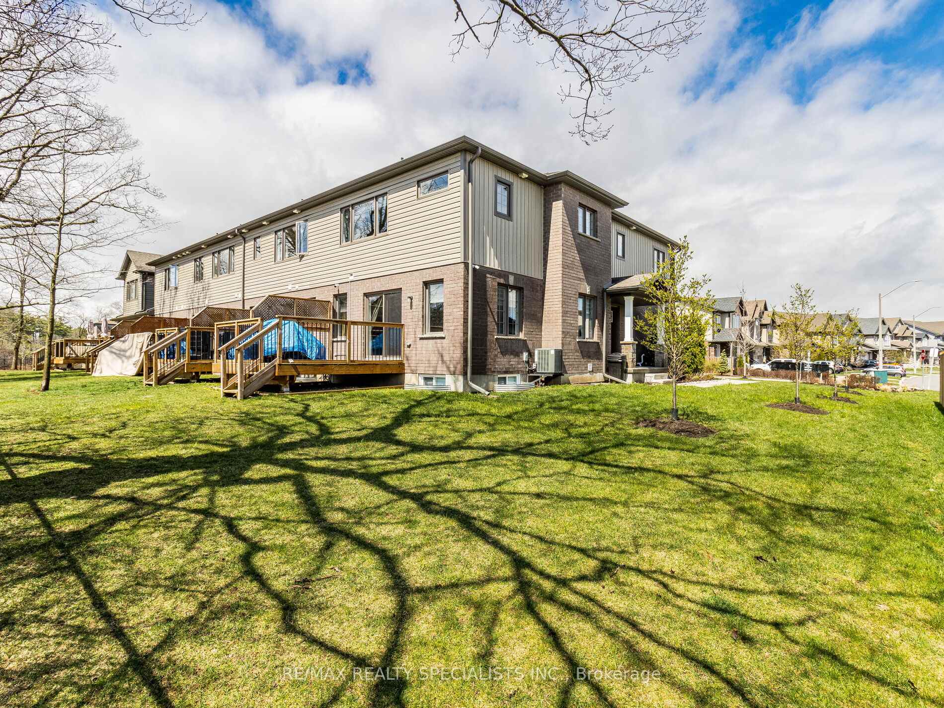 Photo 47 of Unit 1, 135 Hardcastle Drive, Cambridge — HOMEH