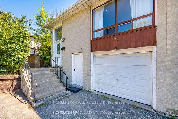 Photo 2 of 95 Greenbriar Road, Brampton, Northgate — HOMEH