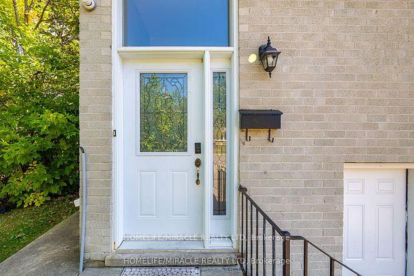 Photo 3 of 95 Greenbriar Road, Brampton, Northgate — HOMEH