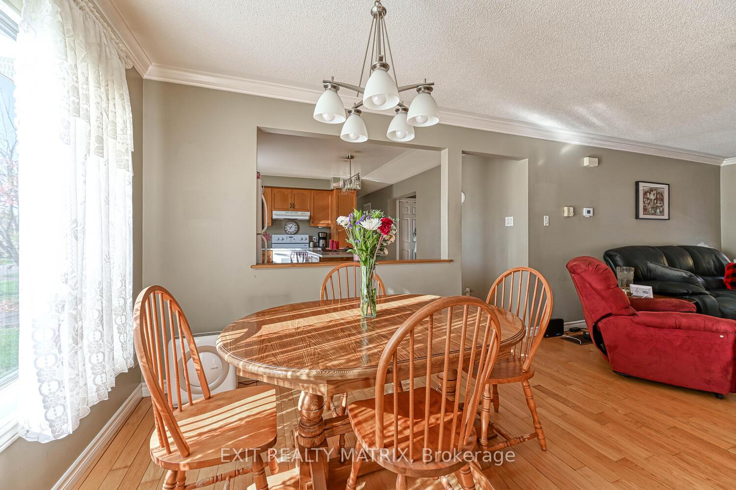 Photo 16 of 7719 Lawrence Street, Ottawa, Vernon — HOMEH