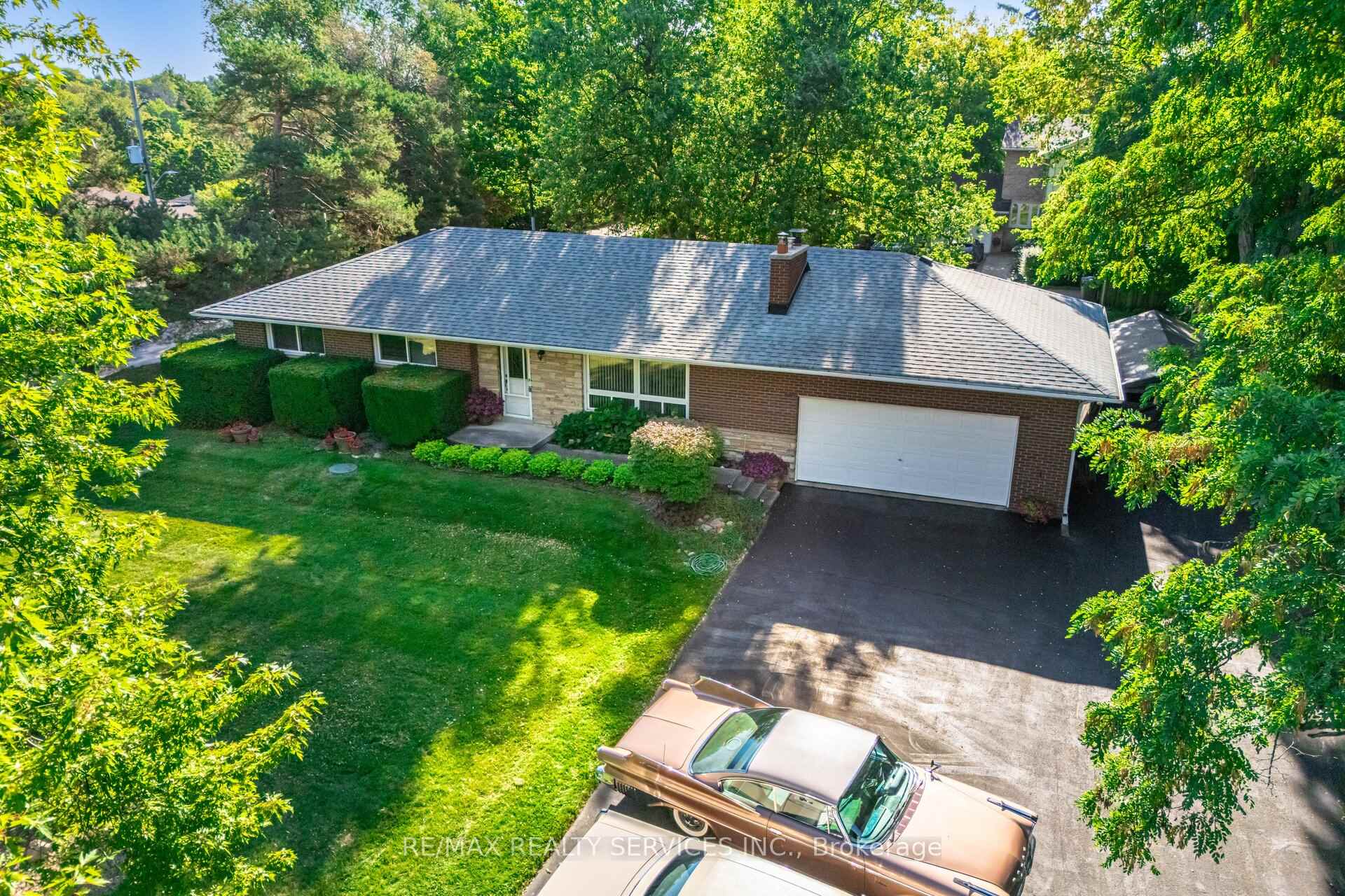 Photo 1 of 3173 Mayfield Road, Brampton, Snelgrove — HOMEH