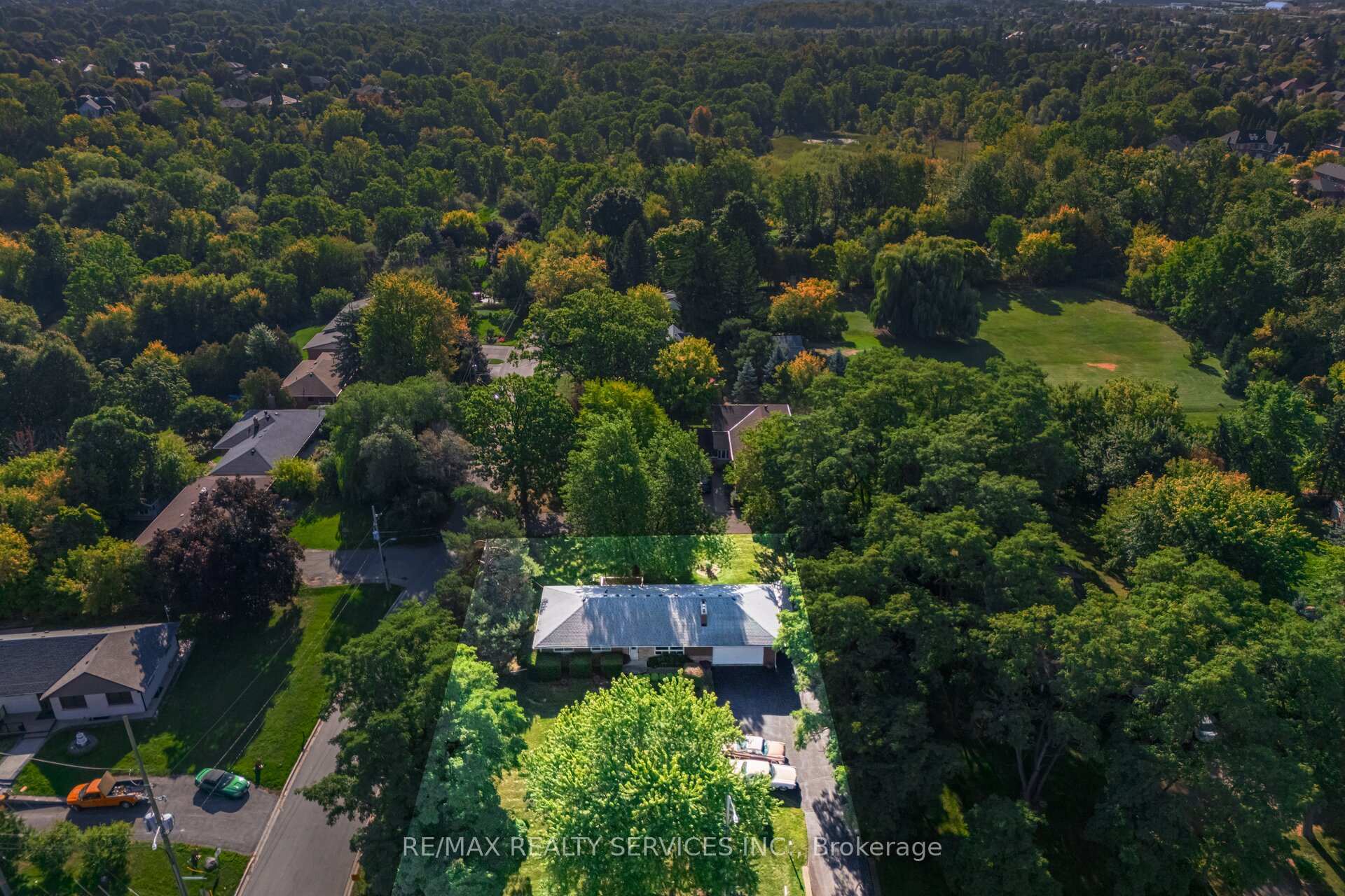 Photo 5 of 3173 Mayfield Road, Brampton, Snelgrove — HOMEH