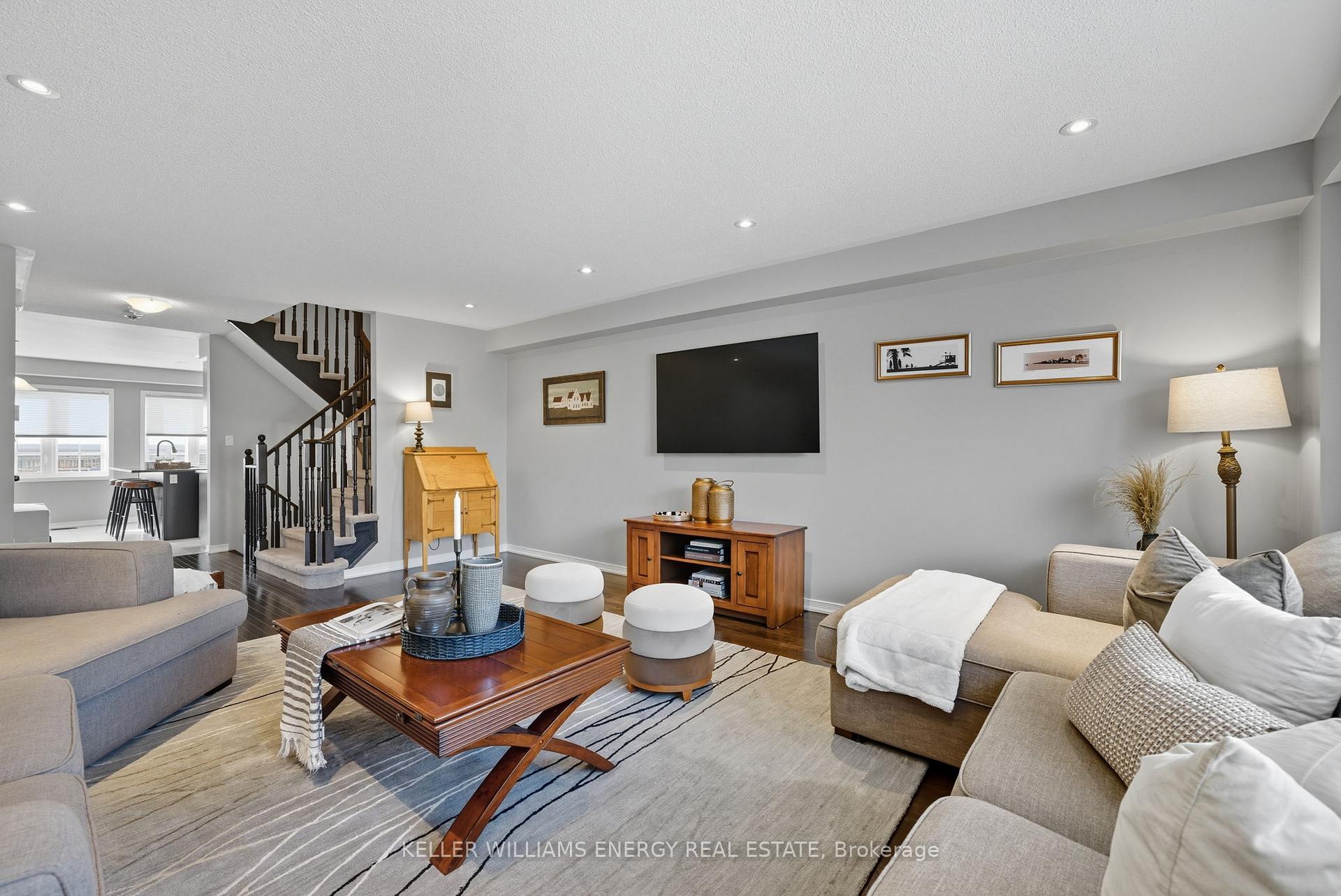 Photo 15 of 46 Comfort Way, Whitby, Blue Grass Meadows — HOMEH