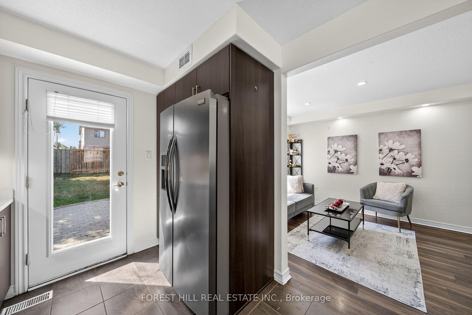 Photo 6 of 160 Banting Crescent, Essa, Angus — HOMEH