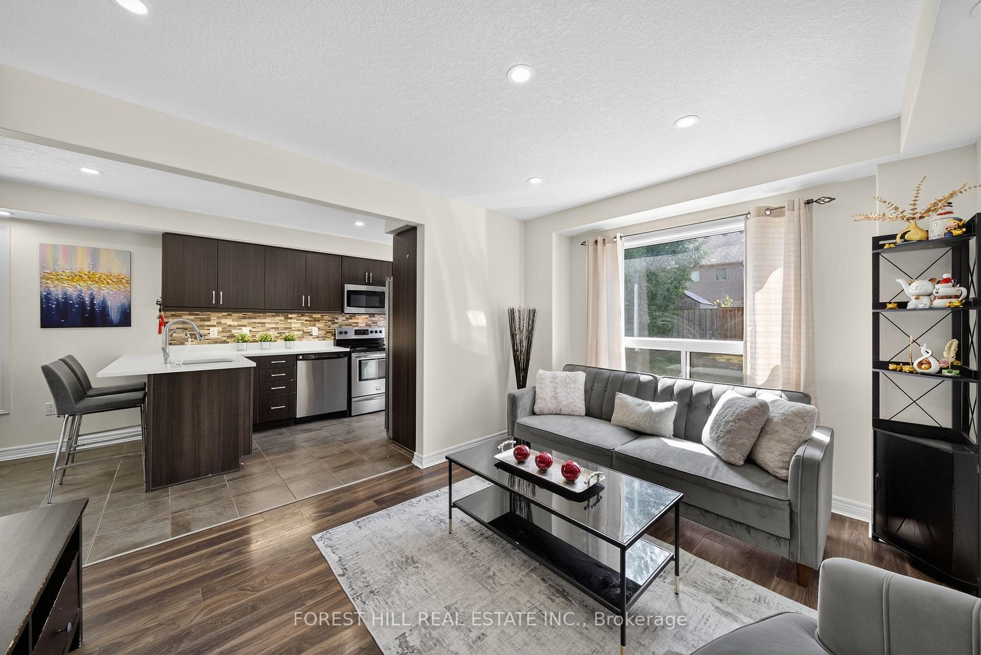 Photo 15 of 160 Banting Crescent, Essa, Angus — HOMEH