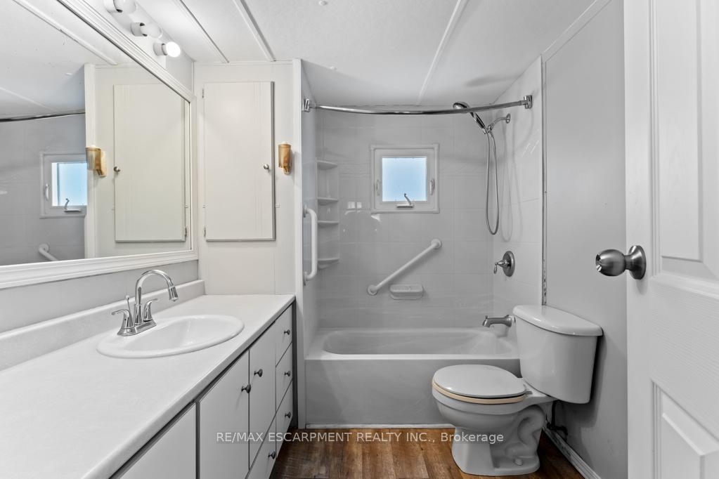 Photo 7 of 4581 Anna Lane, Lincoln, Beamsville — HOMEH