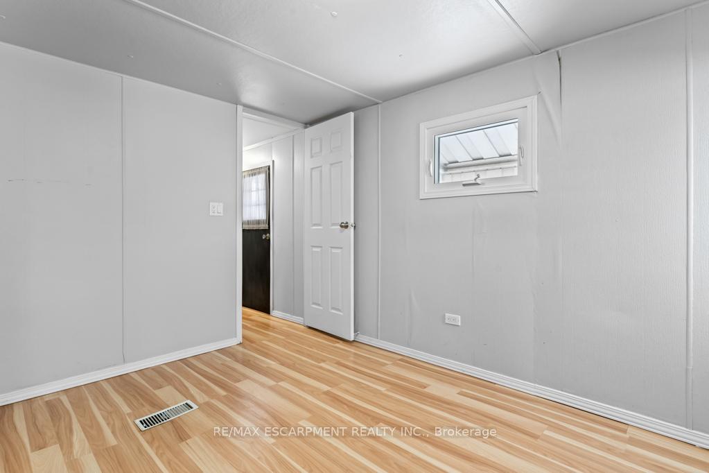 Photo 15 of 4581 Anna Lane, Lincoln, Beamsville — HOMEH