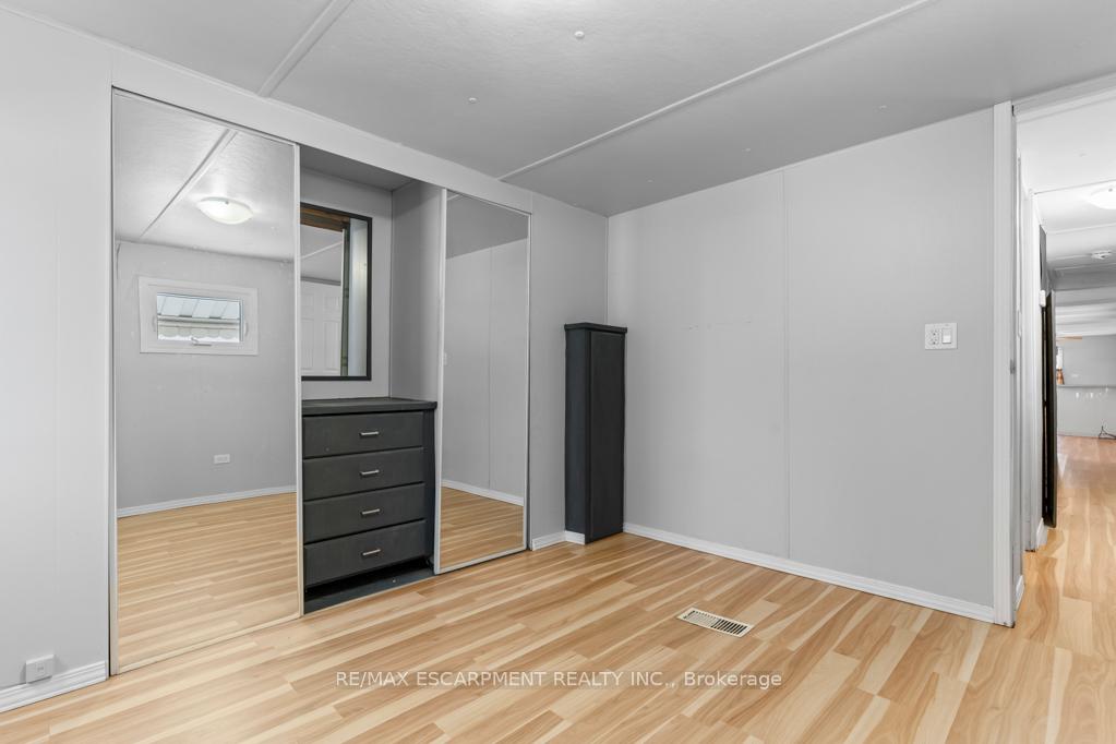 Photo 12 of 4581 Anna Lane, Lincoln, Beamsville — HOMEH
