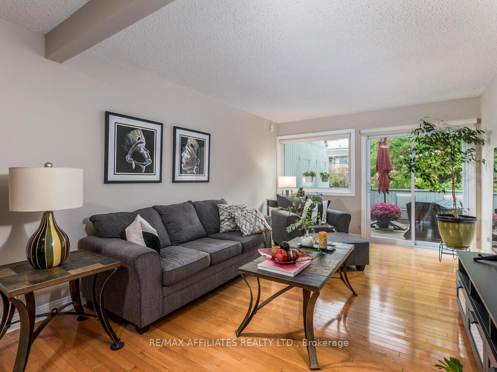 Photo 6 of 203 Booth Street, Ottawa, West Centre Town — HOMEH