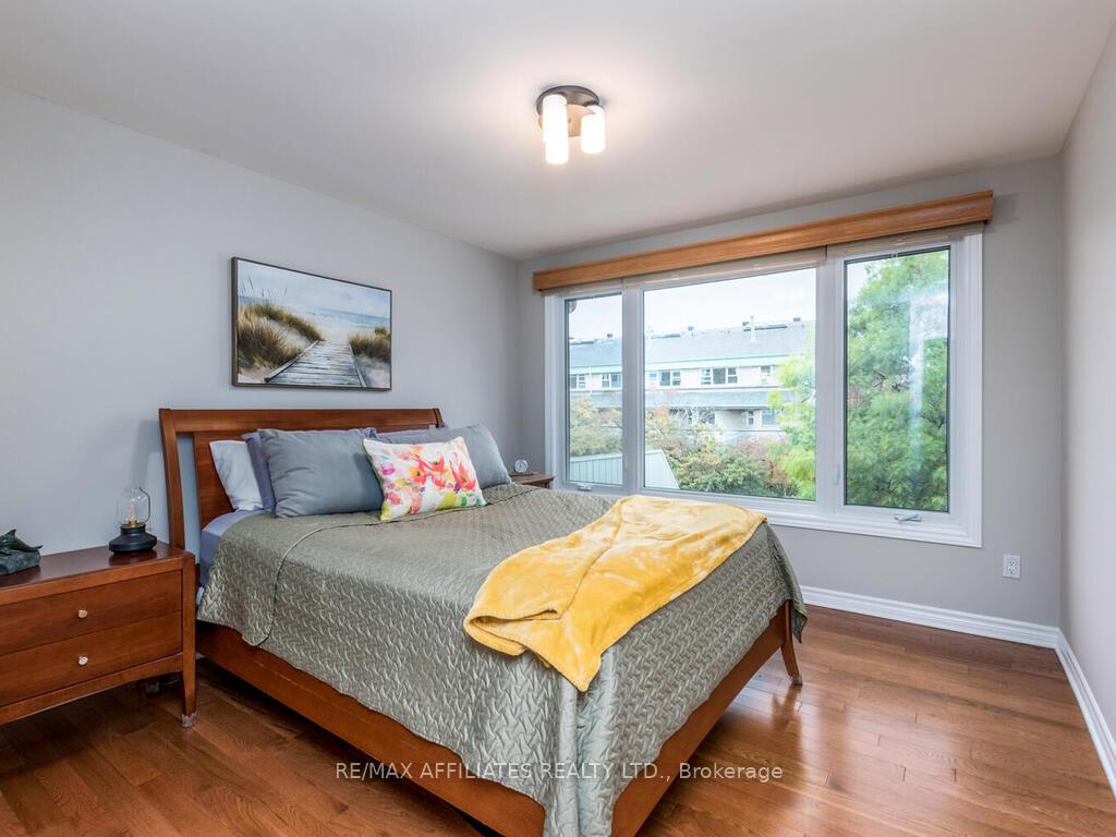 Photo 21 of 203 Booth Street, Ottawa, West Centre Town — HOMEH