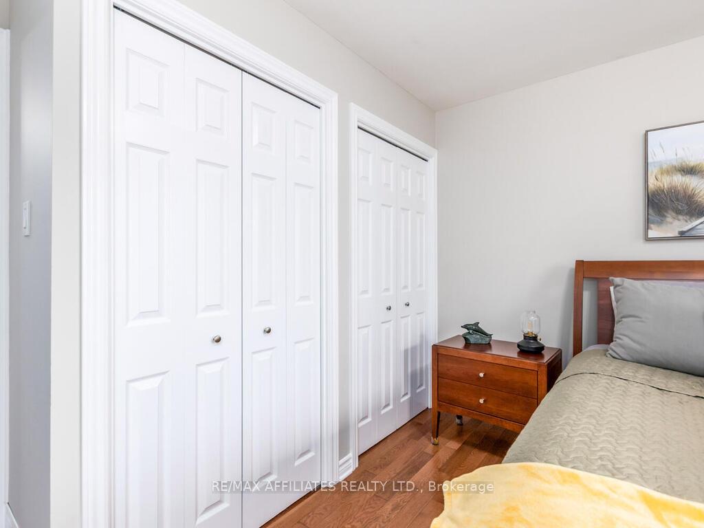 Photo 16 of 203 Booth Street, Ottawa, West Centre Town — HOMEH