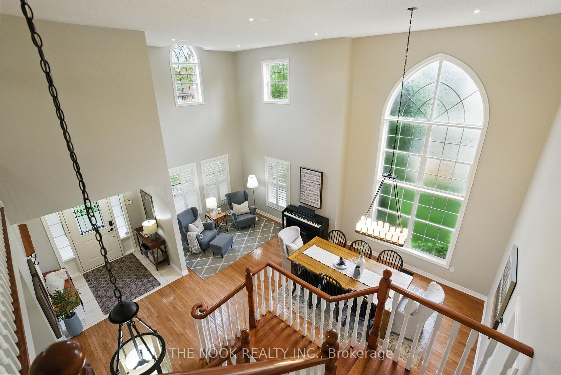 Photo 4 of 63 Croxall Boulevard, Whitby, Brooklin — HOMEH