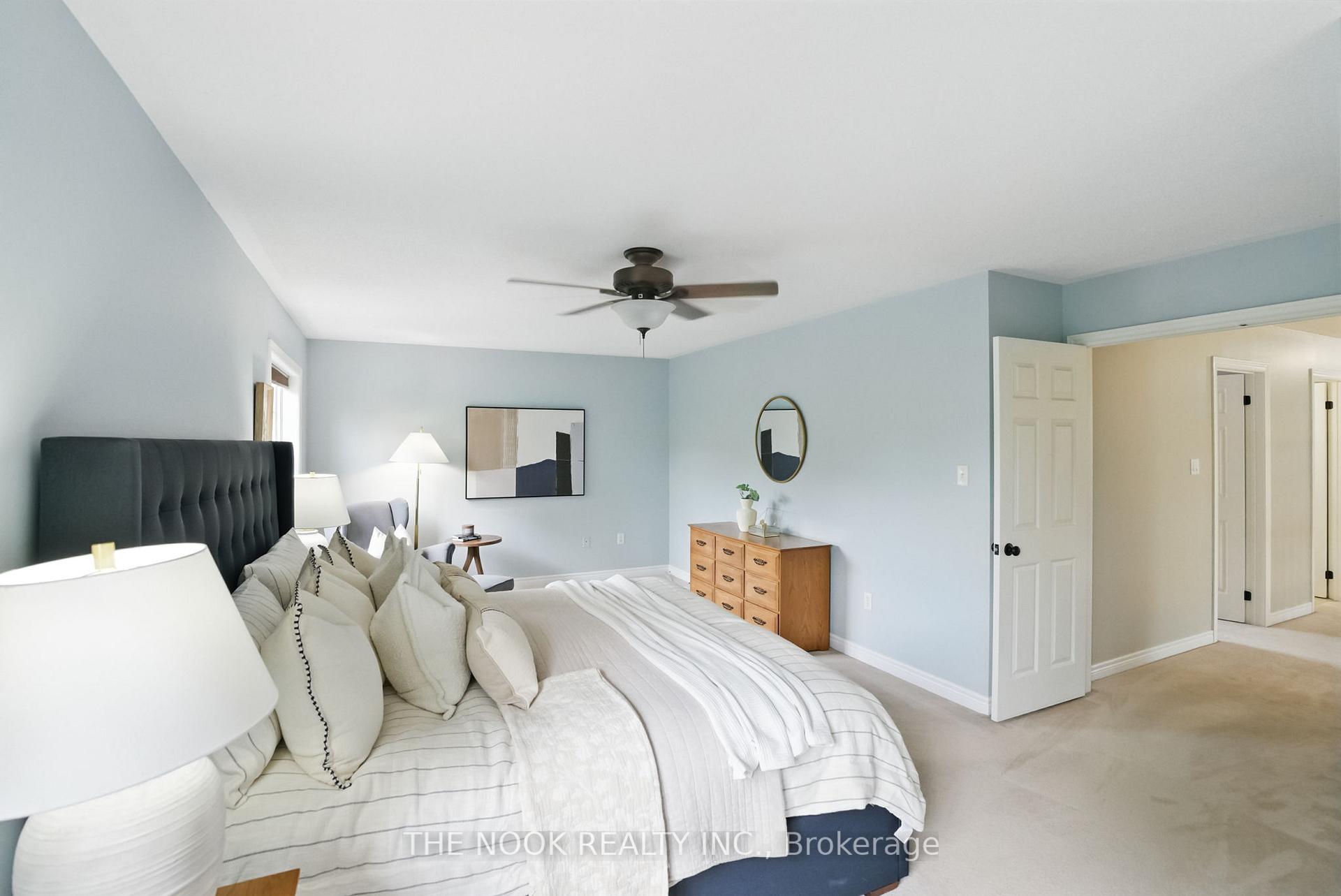 Photo 31 of 63 Croxall Boulevard, Whitby, Brooklin — HOMEH