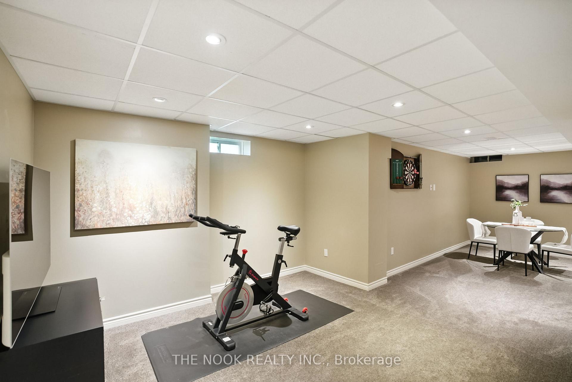 Photo 43 of 63 Croxall Boulevard, Whitby, Brooklin — HOMEH