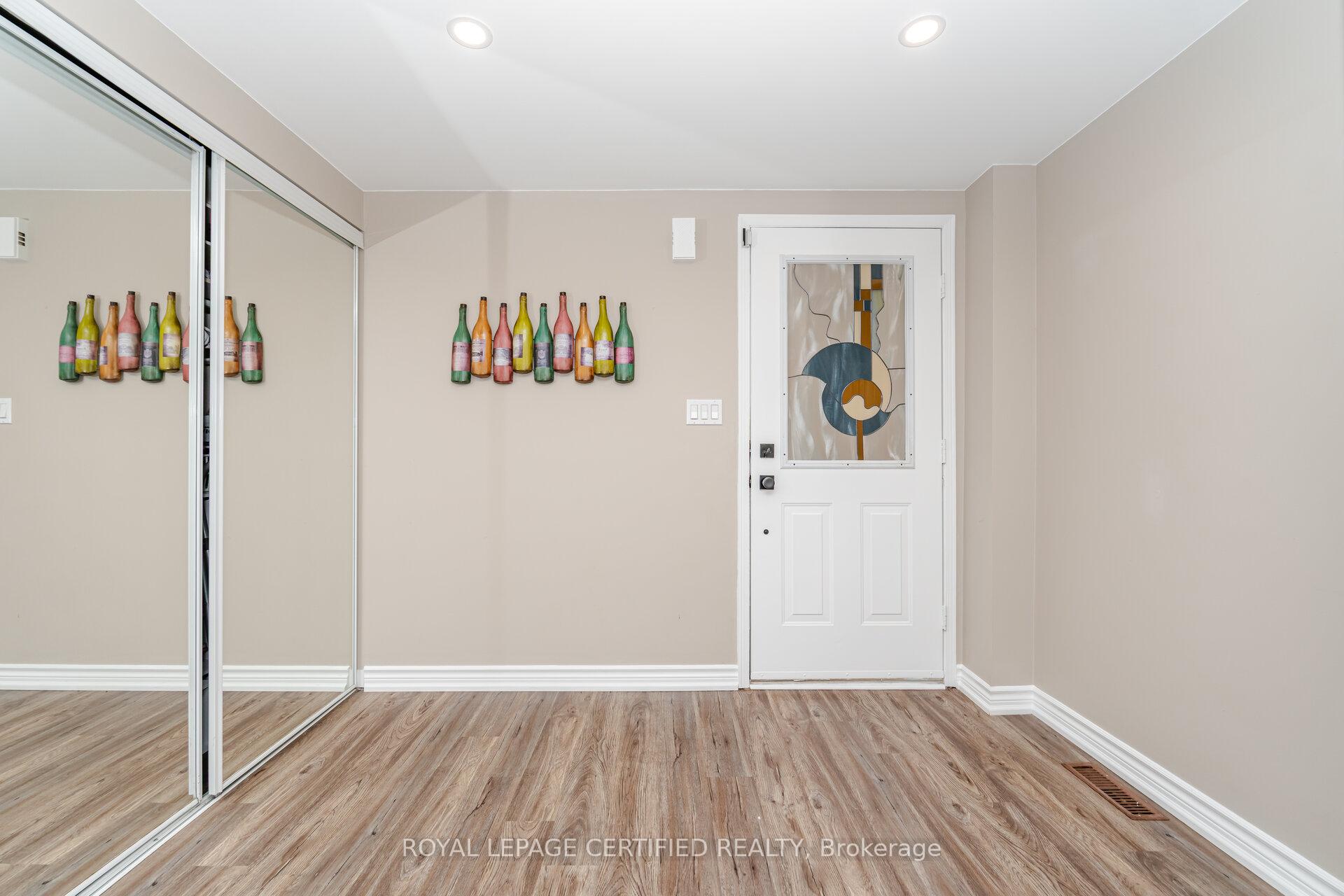 Photo 10 of 4 Hesketh Court, Caledon, Rural Caledon — HOMEH
