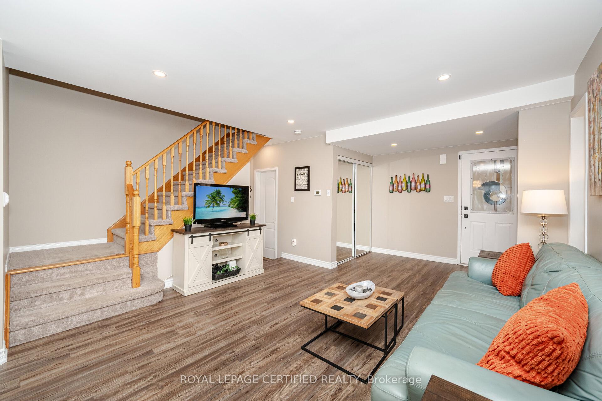 Photo 4 of 4 Hesketh Court, Caledon, Rural Caledon — HOMEH
