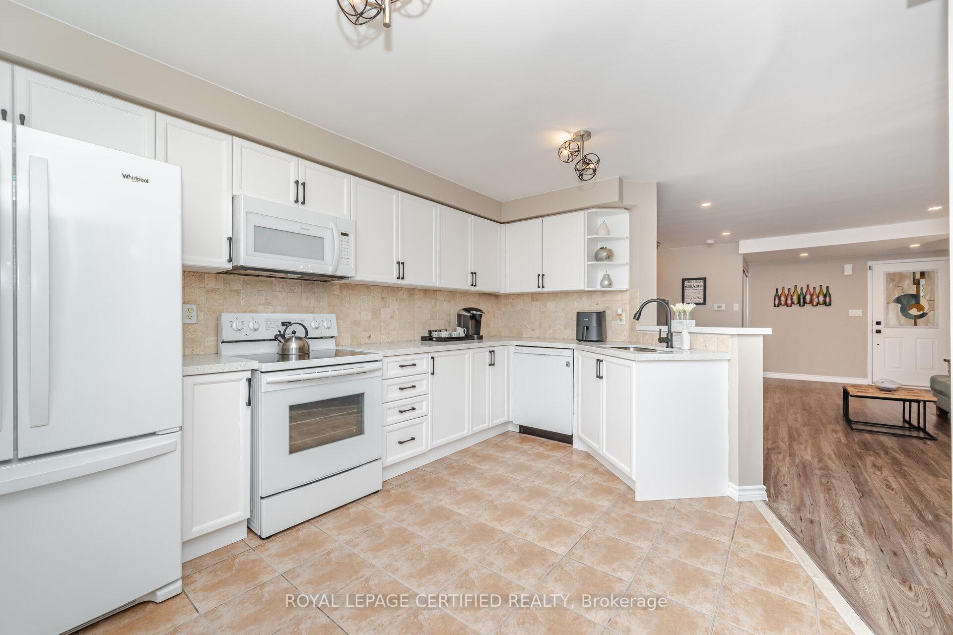 Photo 13 of 4 Hesketh Court, Caledon, Rural Caledon — HOMEH