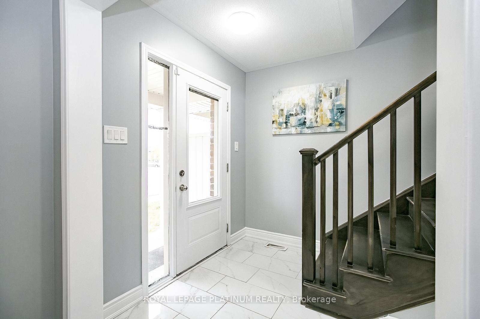 Photo 2 of 444 Remembrance Road, Brampton, Northwest Brampton — HOMEH