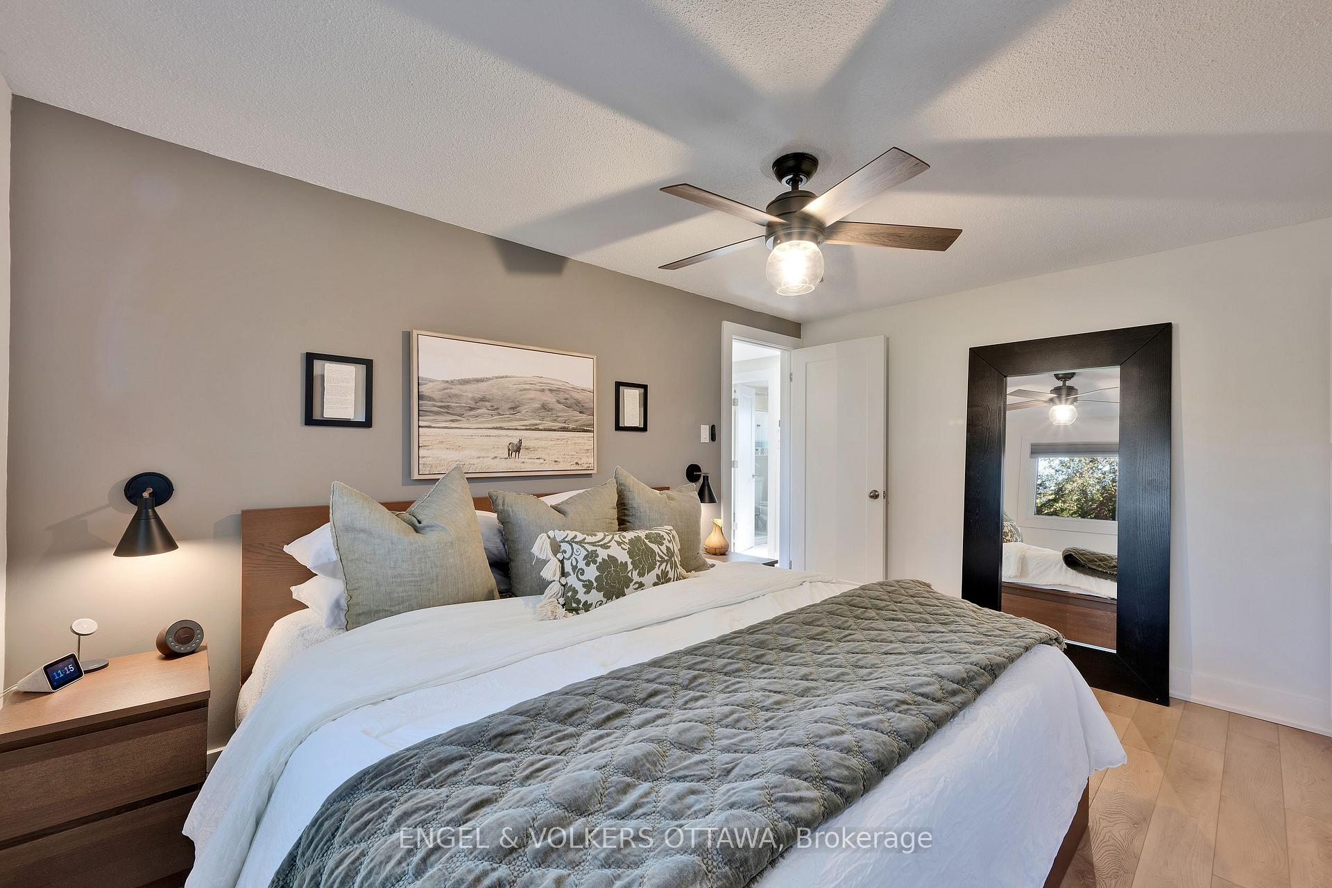 Photo 20 of 10 Tanglewood Drive, Ottawa, Bells Corners — HOMEH