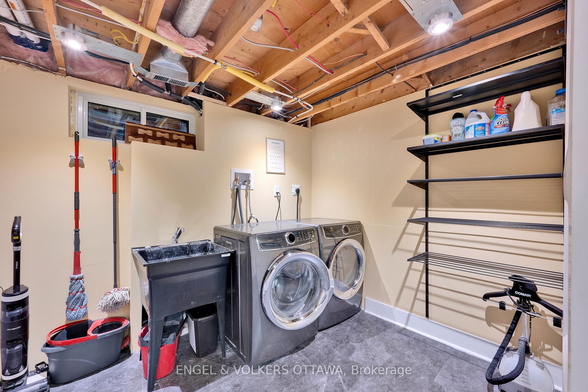 Photo 39 of 10 Tanglewood Drive, Ottawa, Bells Corners — HOMEH
