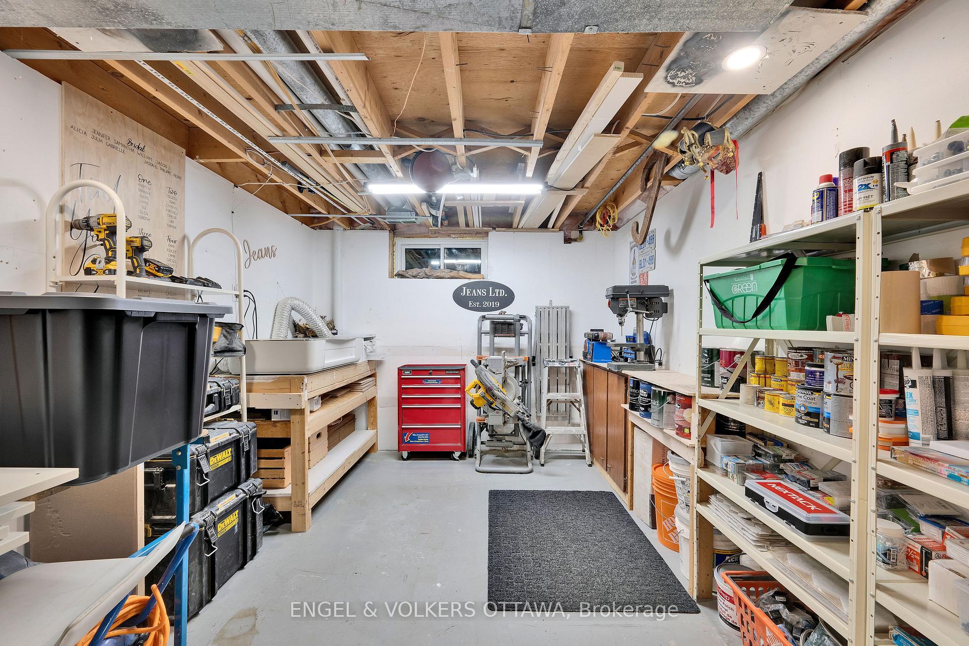 Photo 46 of 10 Tanglewood Drive, Ottawa, Bells Corners — HOMEH