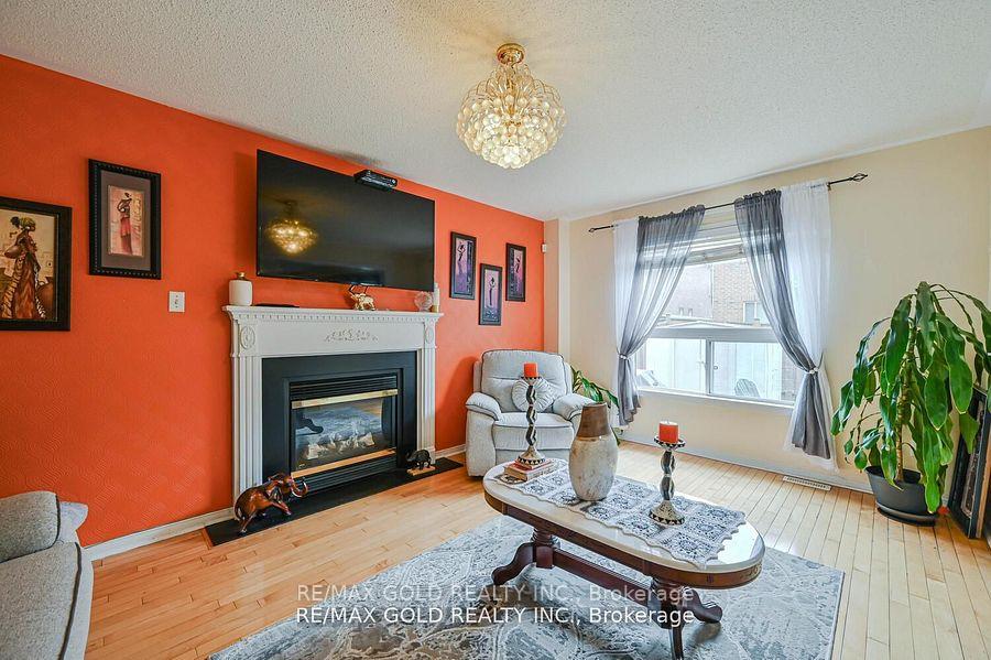 Photo 3 of 14 Grasshopper Way, Brampton, Sandringham-Wellington — HOMEH