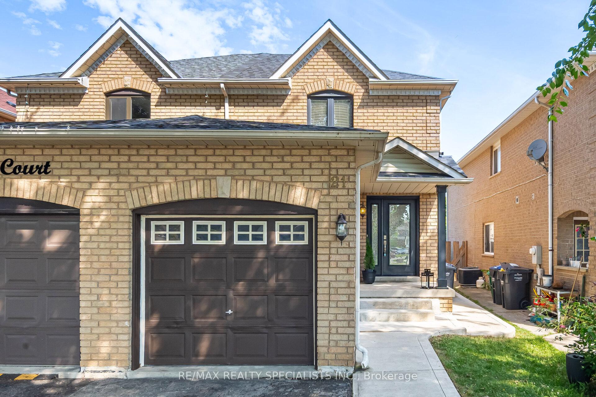 Photo 1 of 21 Silo Court, Brampton, Fletcher's Creek Village — HOMEH