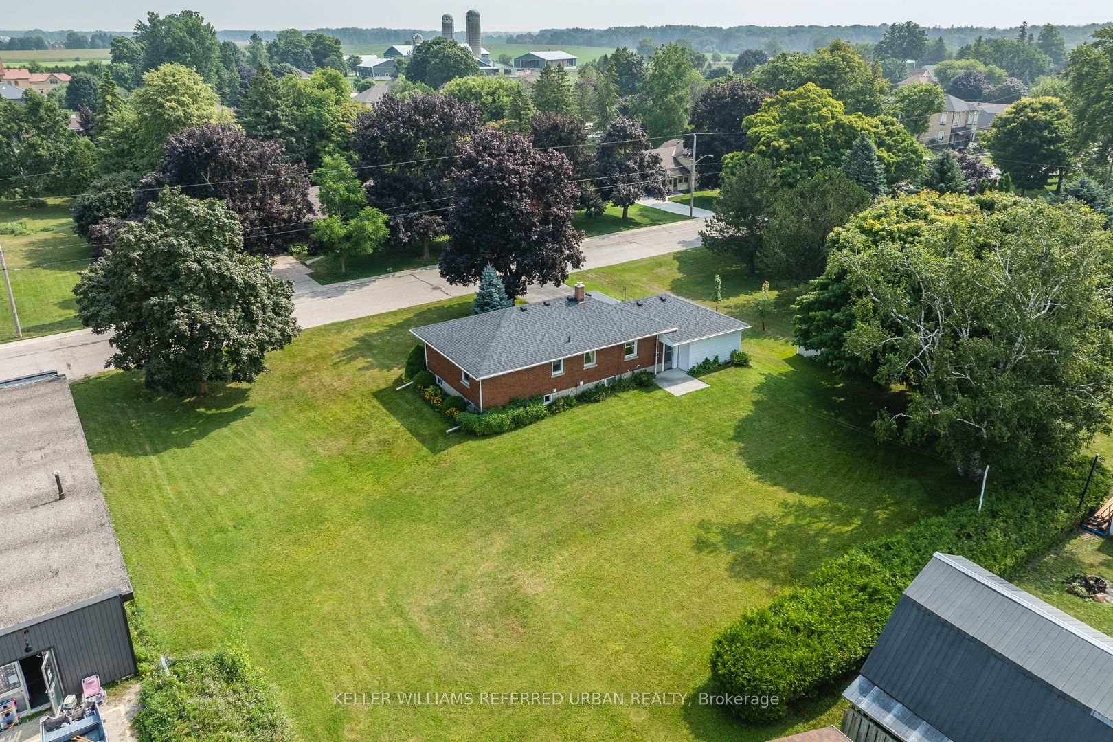 Photo 15 of 18 King Street S, Minto — HOMEH
