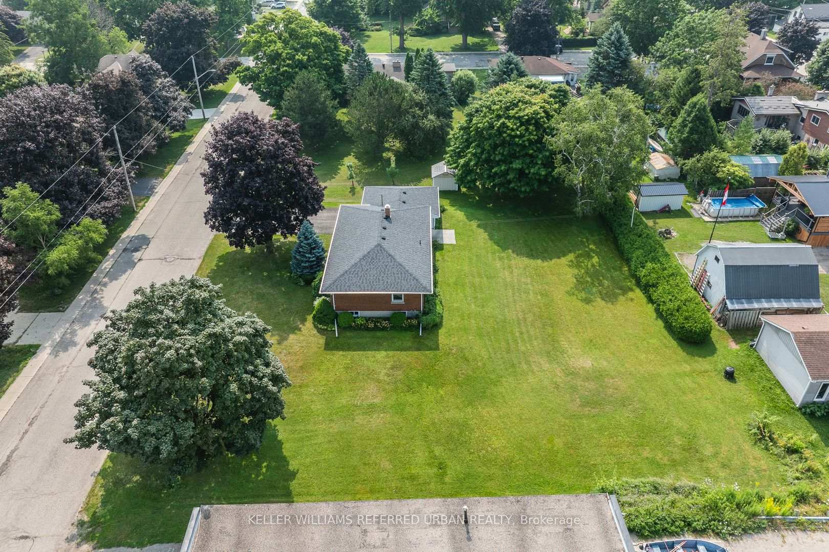 Photo 14 of 18 King Street S, Minto — HOMEH