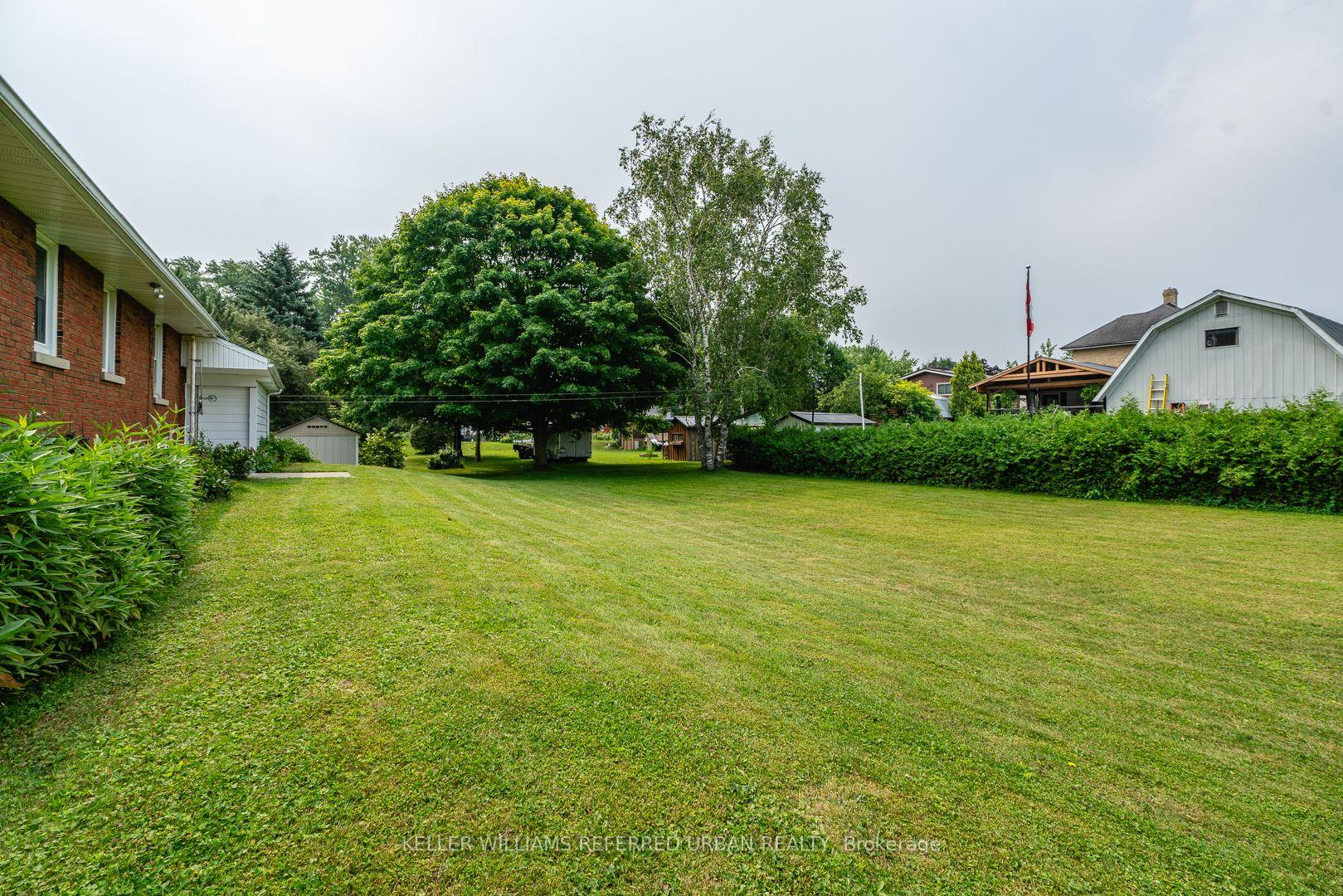 Photo 32 of 18 King Street S, Minto — HOMEH