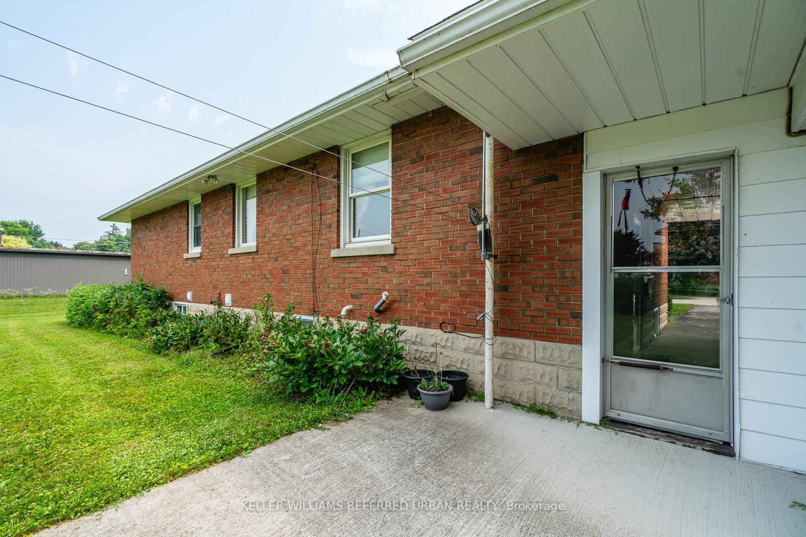 Photo 24 of 18 King Street S, Minto — HOMEH