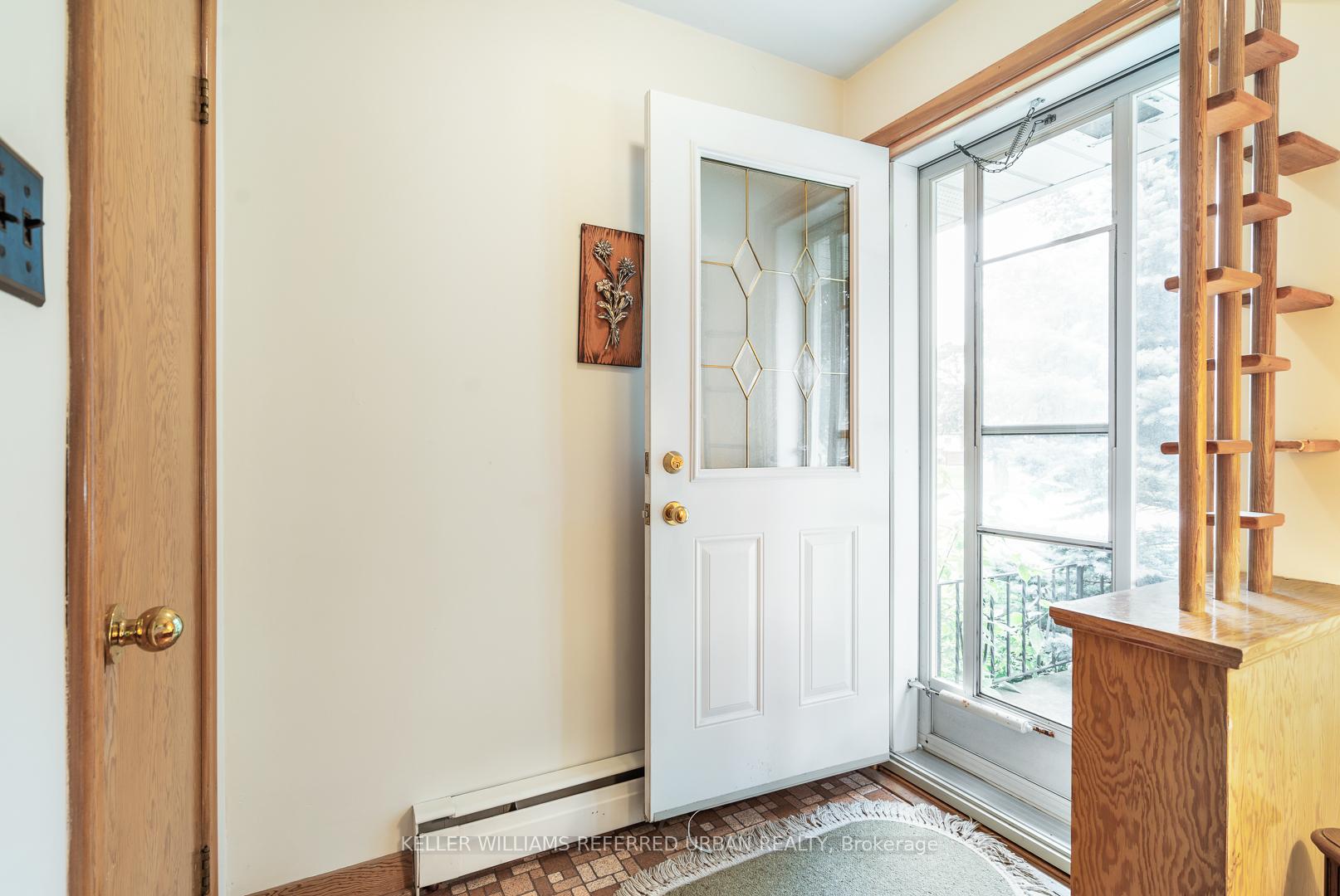 Photo 7 of 18 King Street S, Minto — HOMEH