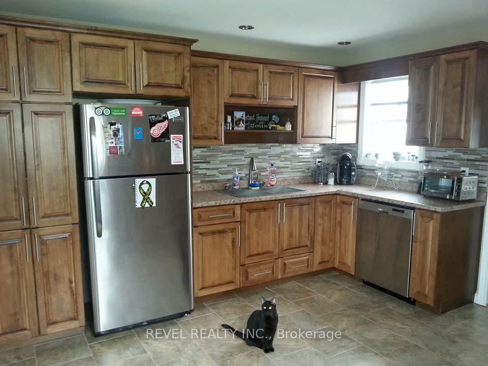 Photo 5 of 50 Smith Avenue, Timmins, SP - Connaught Hill — HOMEH