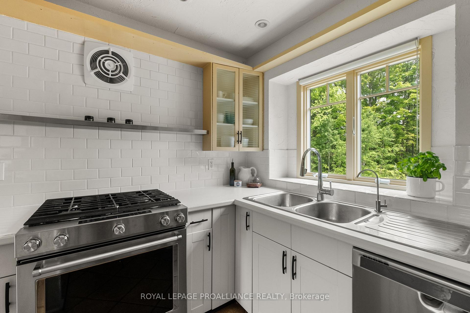 Photo 9 of 166 Dingman Road, Cramahe, Rural Cramahe — HOMEH
