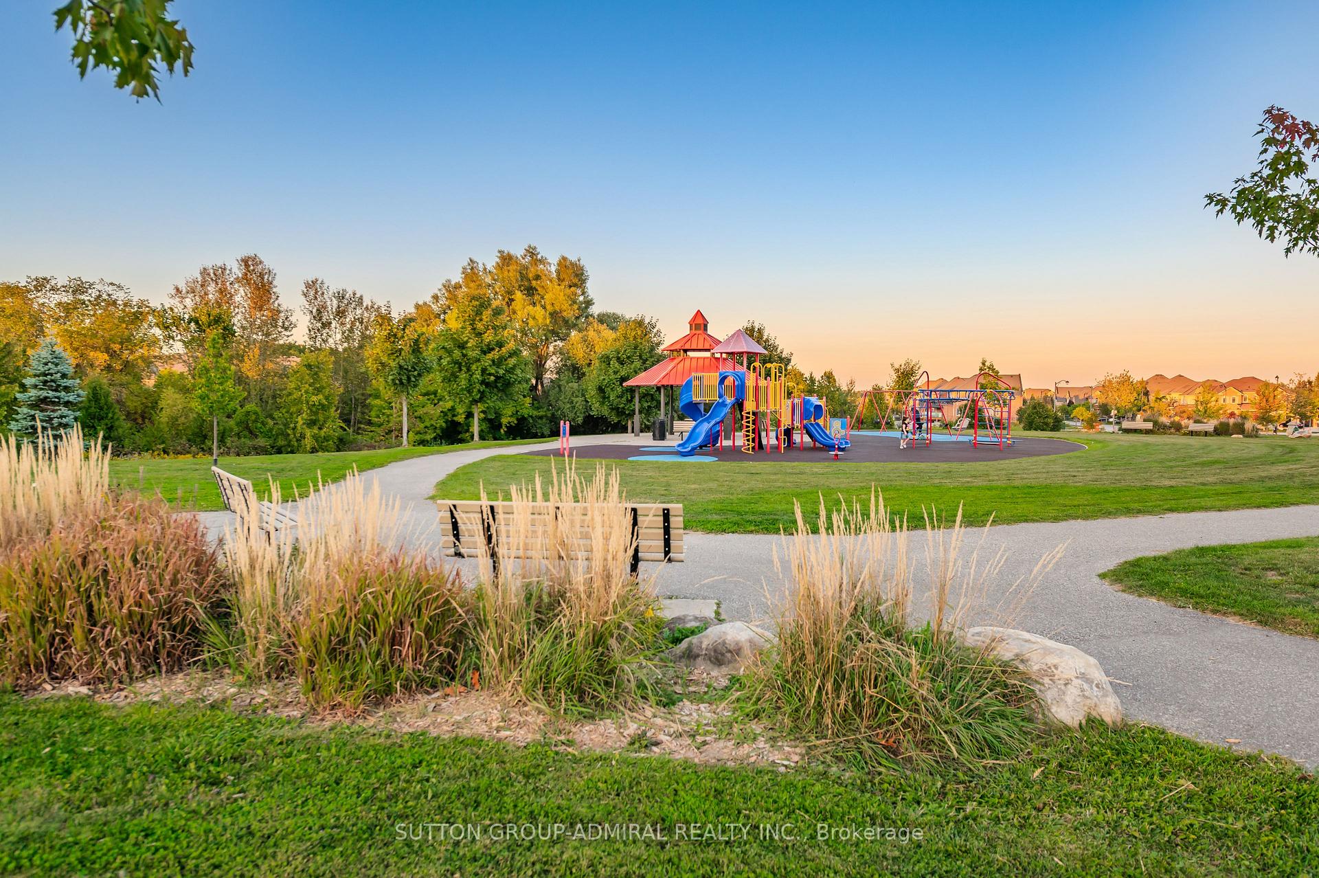 Photo 47 of 28 Black Duck Trail, King, Nobleton — HOMEH