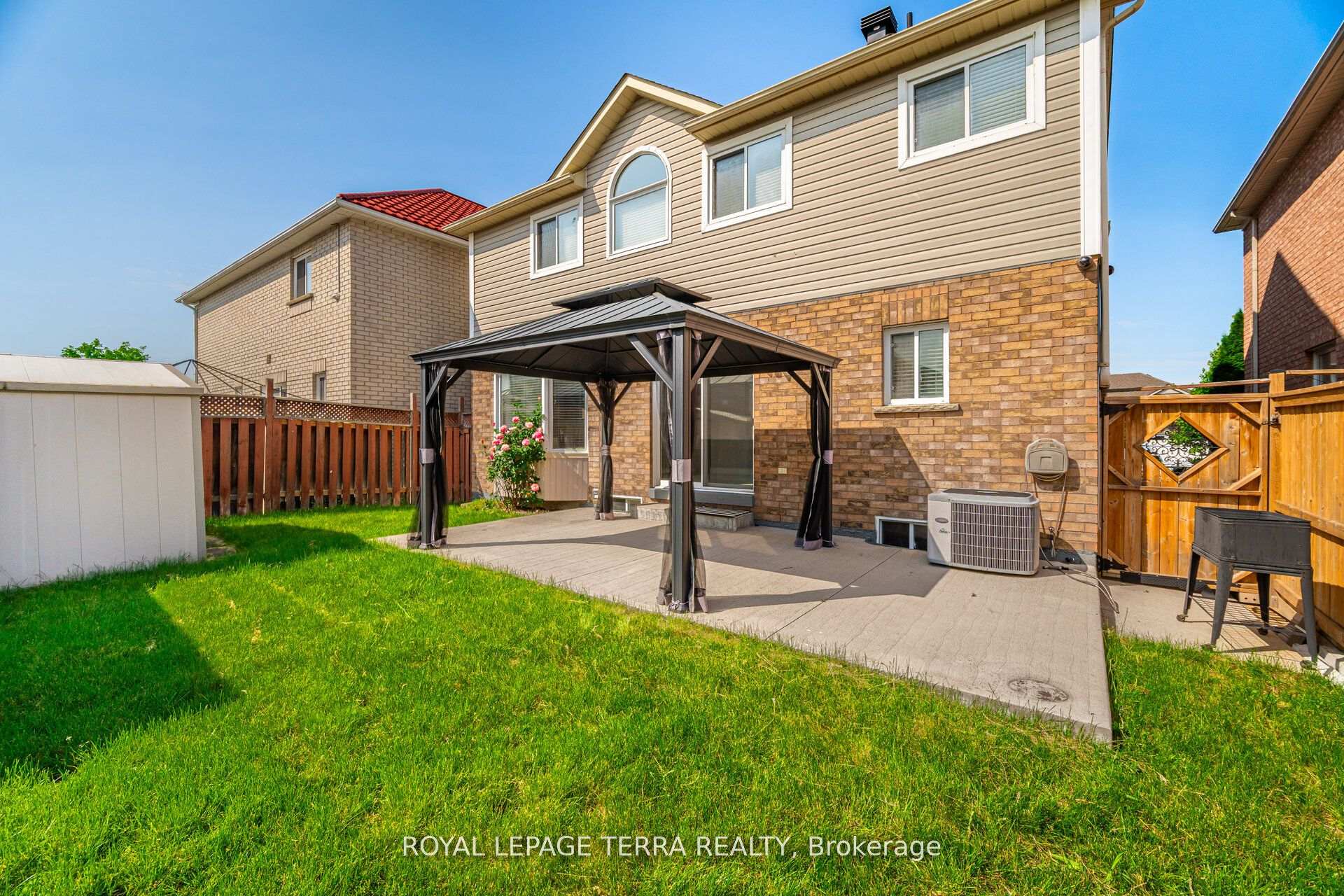 Photo 44 of 19 Valleypark Crescent, Brampton, Fletcher's Meadow — HOMEH