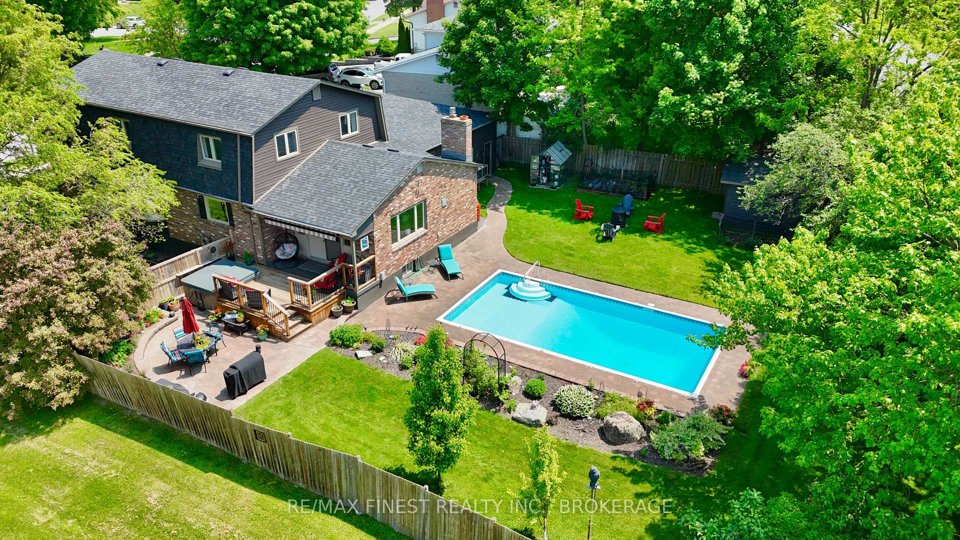 Photo 9 of 819 Safari Drive, Kingston, North of Taylor-Kidd Blvd — HOMEH