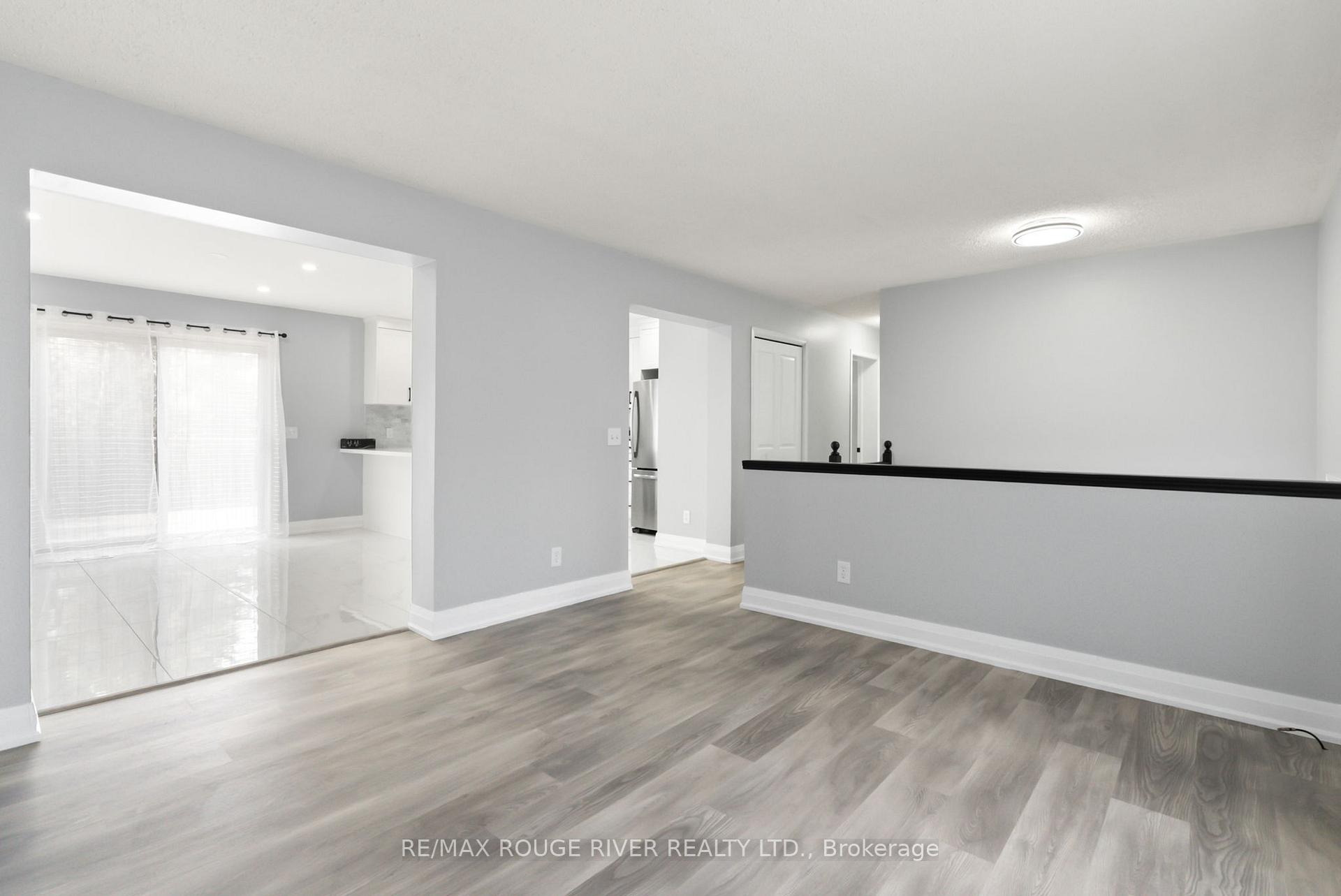 Photo 8 of 495 Lakeland Crescent, Brock, Beaverton — HOMEH