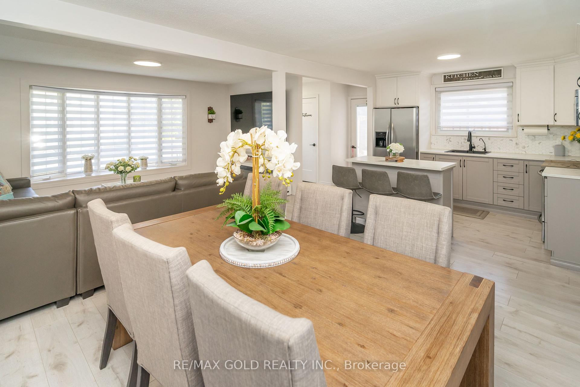 Photo 20 of 118 Fallingdale Crescent, Brampton, Southgate — HOMEH