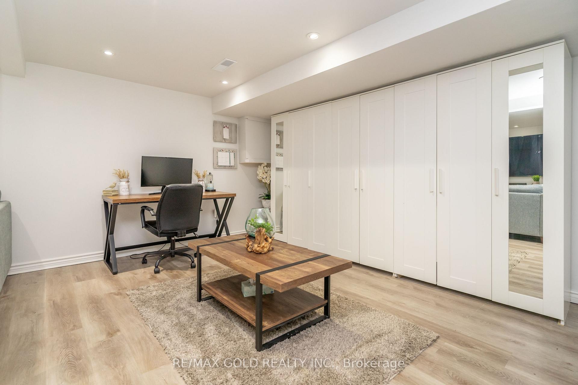Photo 25 of 118 Fallingdale Crescent, Brampton, Southgate — HOMEH
