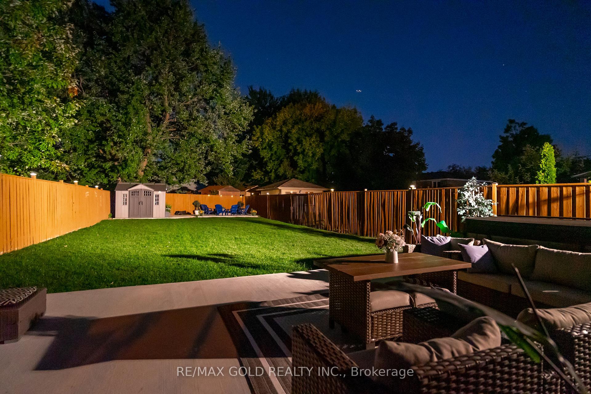 Photo 36 of 118 Fallingdale Crescent, Brampton, Southgate — HOMEH
