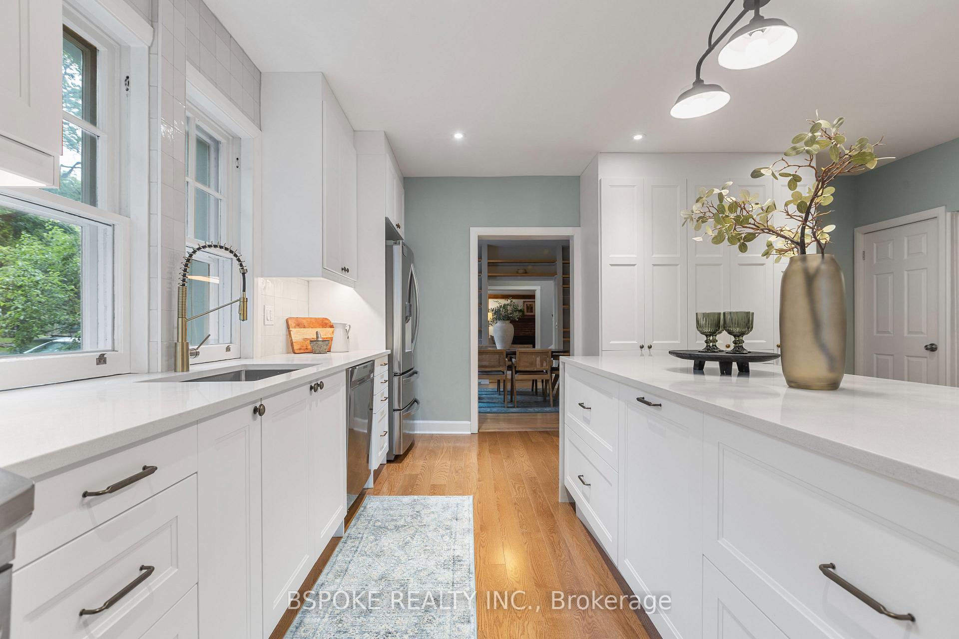 Photo 2 of 49 Williamson Road, Toronto, The Beaches — HOMEH