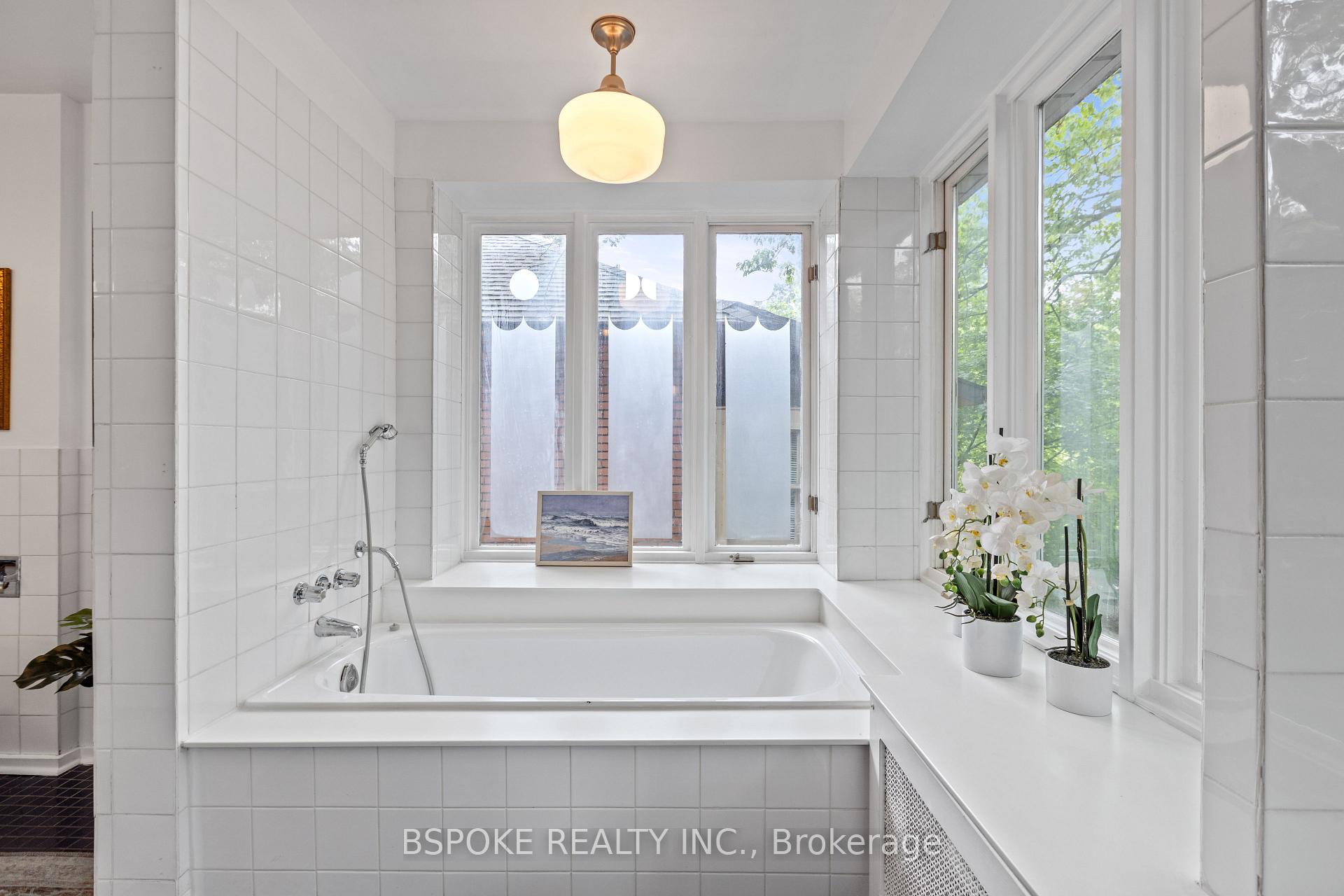 Photo 34 of 49 Williamson Road, Toronto, The Beaches — HOMEH