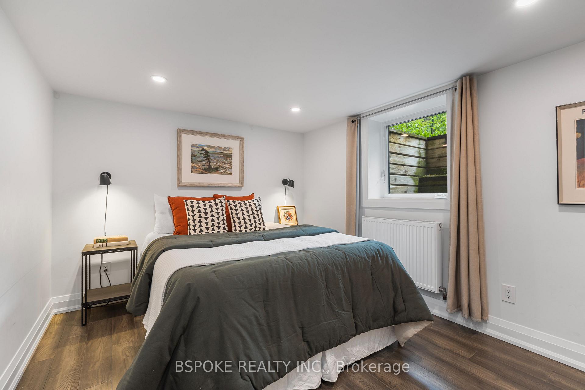 Photo 35 of 49 Williamson Road, Toronto, The Beaches — HOMEH