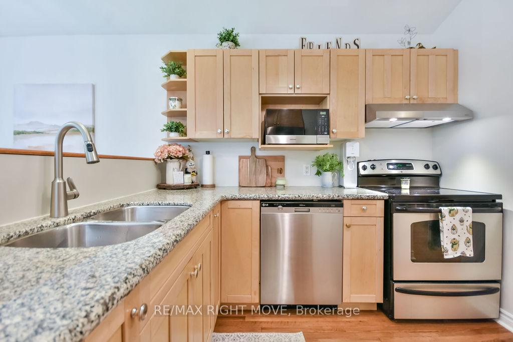 Photo 7 of 1011 Talbot Trail, Gravenhurst, Morrison — HOMEH