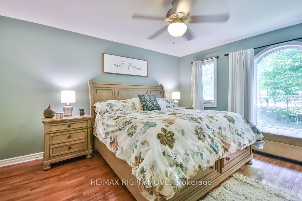 Photo 16 of 1011 Talbot Trail, Gravenhurst, Morrison — HOMEH