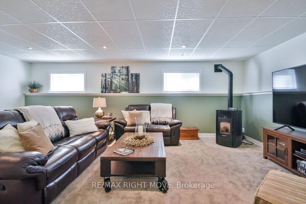 Photo 28 of 1011 Talbot Trail, Gravenhurst, Morrison — HOMEH