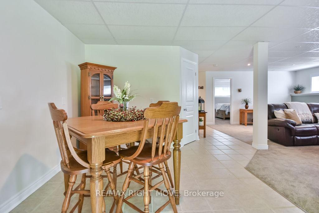 Photo 26 of 1011 Talbot Trail, Gravenhurst, Morrison — HOMEH