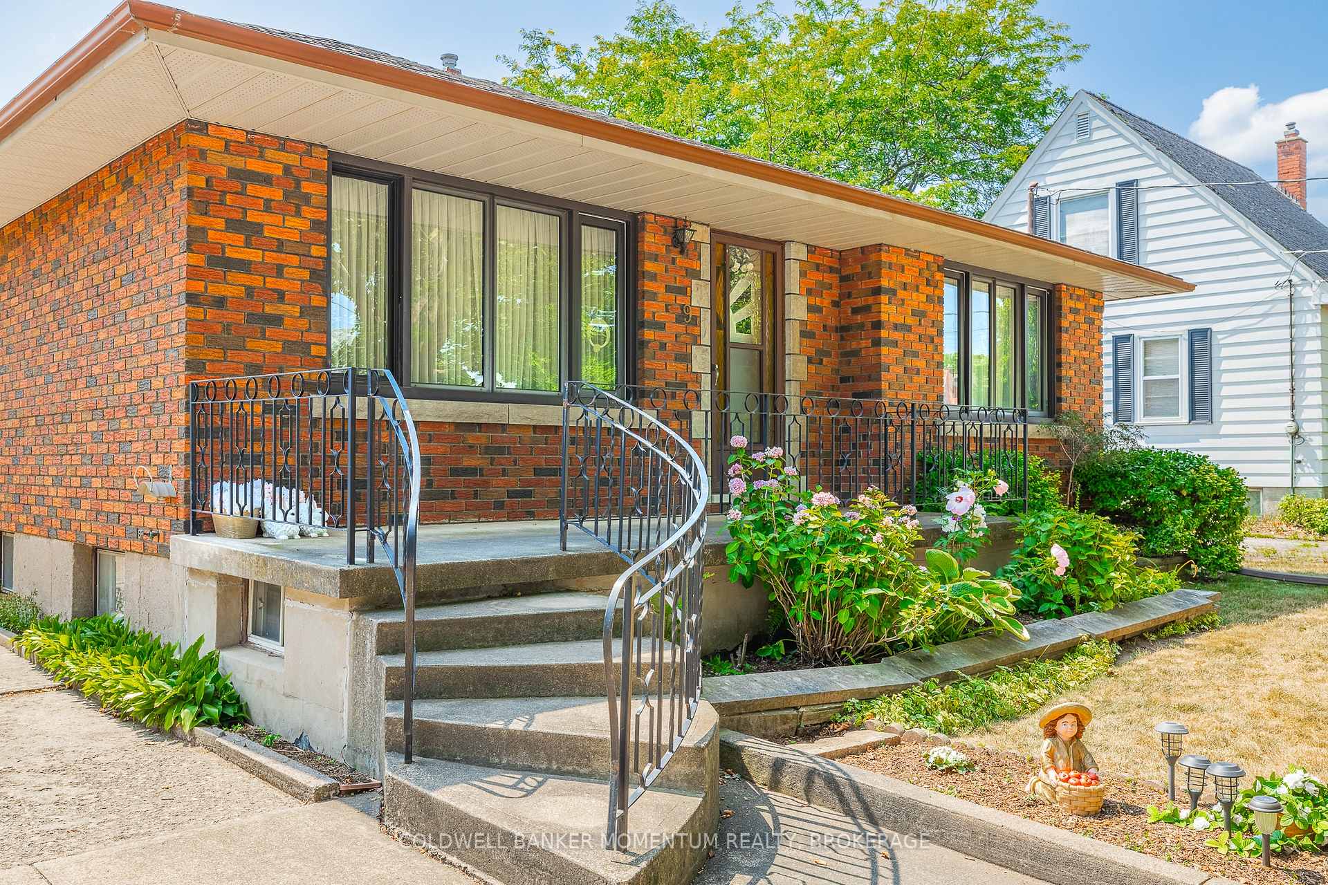 Photo 42 of 9 McDonald Avenue, Thorold, Thorold Downtown — HOMEH