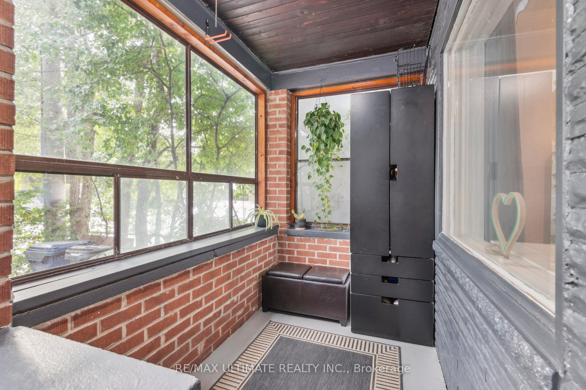 Photo 2 of 315 Cedarvale Avenue, Toronto, Woodbine-Lumsden — HOMEH